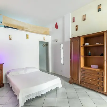 Essenza Holiday House *